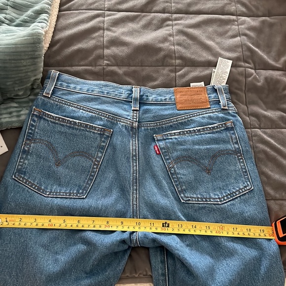 Levi’s wedgie straight leg - Picture 8 of 8